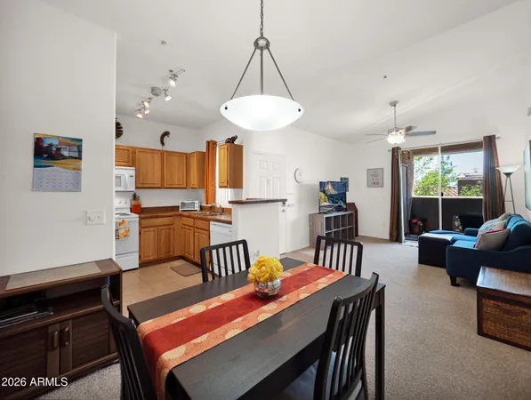 $179,000 | 2929 West Yorkshire Drive, Unit 2015, Phoenix, AZ 85027