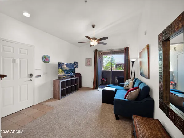 $179,000 | 2929 West Yorkshire Drive, Unit 2015, Phoenix, AZ 85027