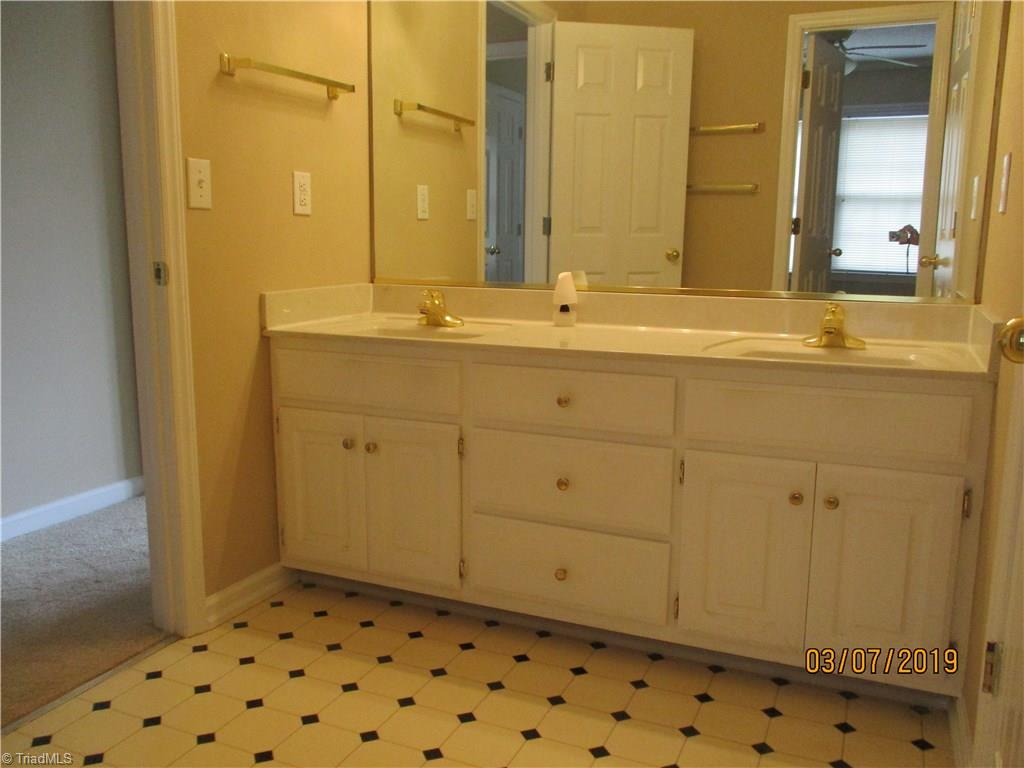 1212 Raspberry Run Graham, NC 27253 - Photo 16 of 22 Gallery Image 16