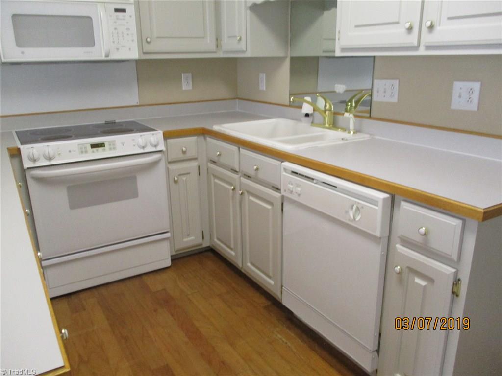 1212 Raspberry Run Graham, NC 27253 - Photo 7 of 22 Gallery Image 7