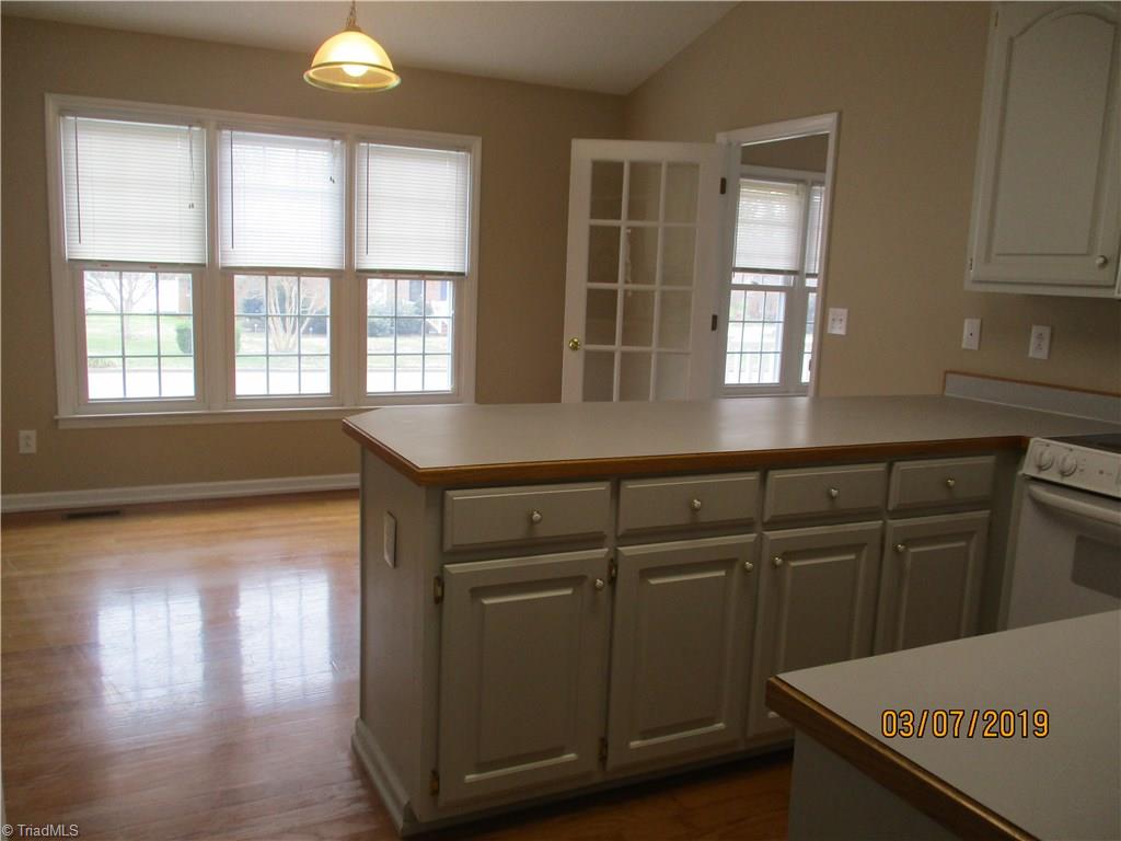 1212 Raspberry Run Graham, NC 27253 - Photo 8 of 22 Gallery Image 8
