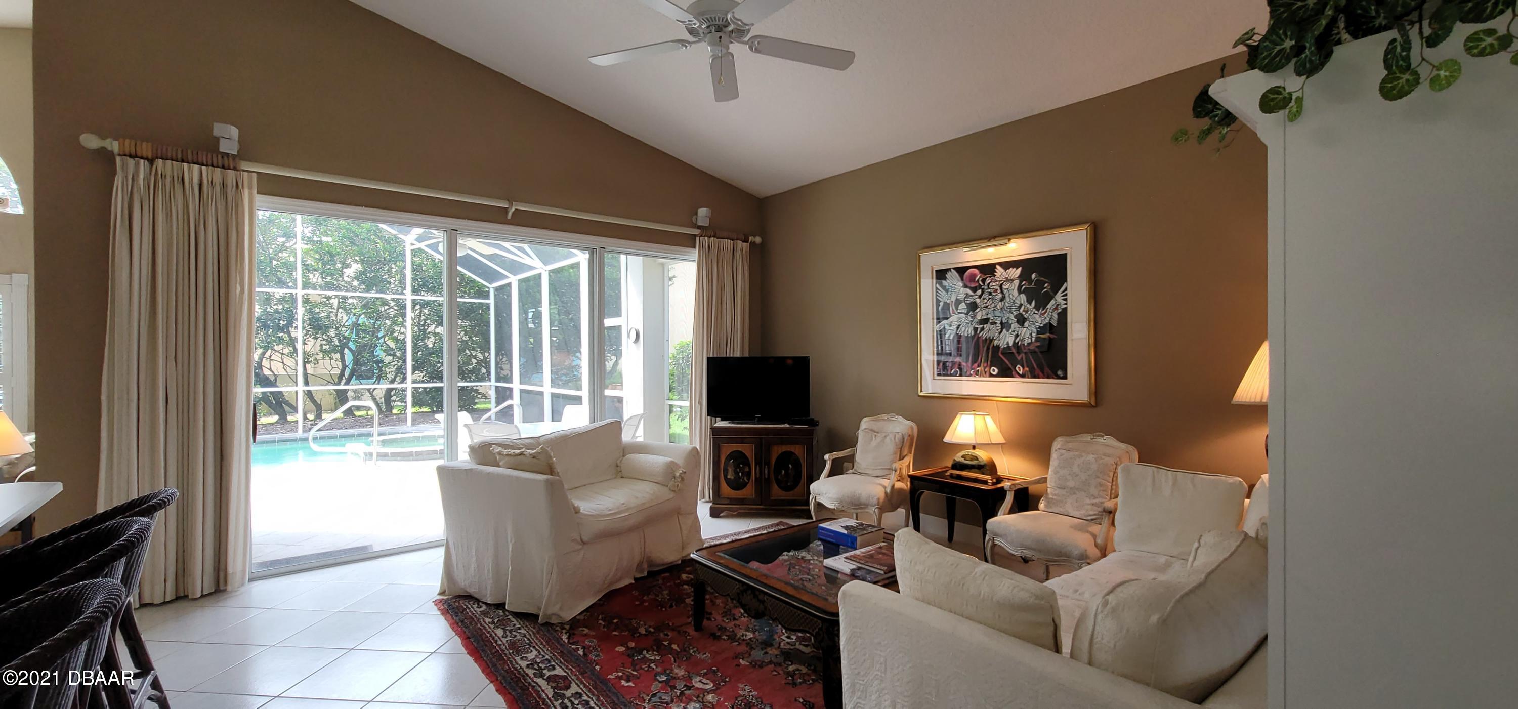 37 Bay Pointe Drive Ormond Beach, FL 32174 - Photo 6 of 31 Living Area