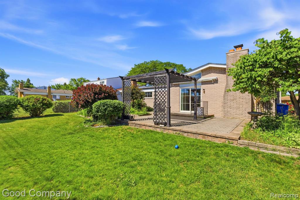 32848 Rugby Drive Warren, MI 48088 - Photo 39 of 42