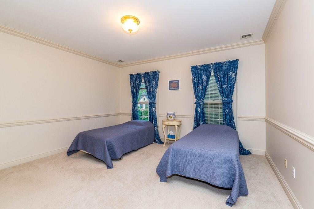 915 Settlers Ridge Road Pittsburgh, PA 15238 - Photo 17 of 24 Gallery Image 17