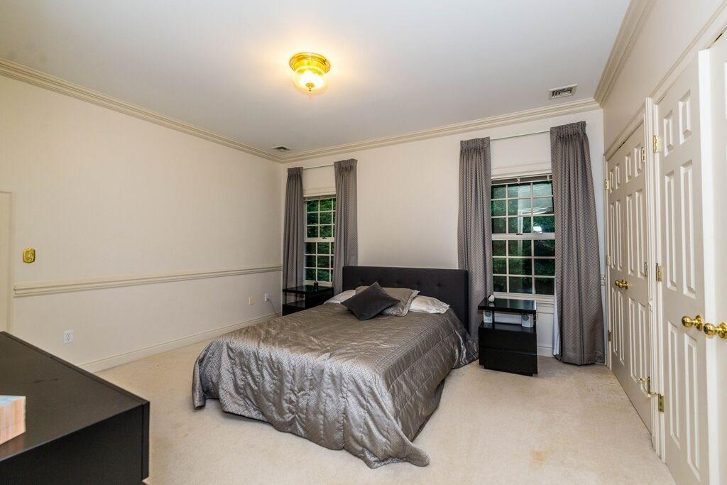915 Settlers Ridge Road Pittsburgh, PA 15238 - Photo 18 of 24 Gallery Image 18