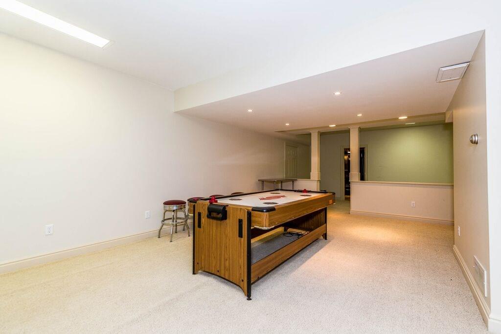 915 Settlers Ridge Road Pittsburgh, PA 15238 - Photo 21 of 24 Gallery Image 21