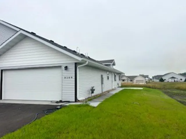 $269,900 | 3109 Scotch Lane, Mankato, MN 56001