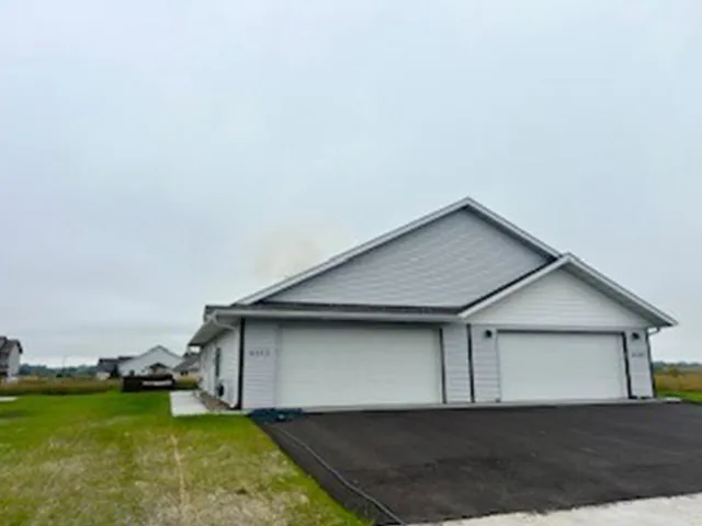 $269,900 | 3109 Scotch Lane, Mankato, MN 56001