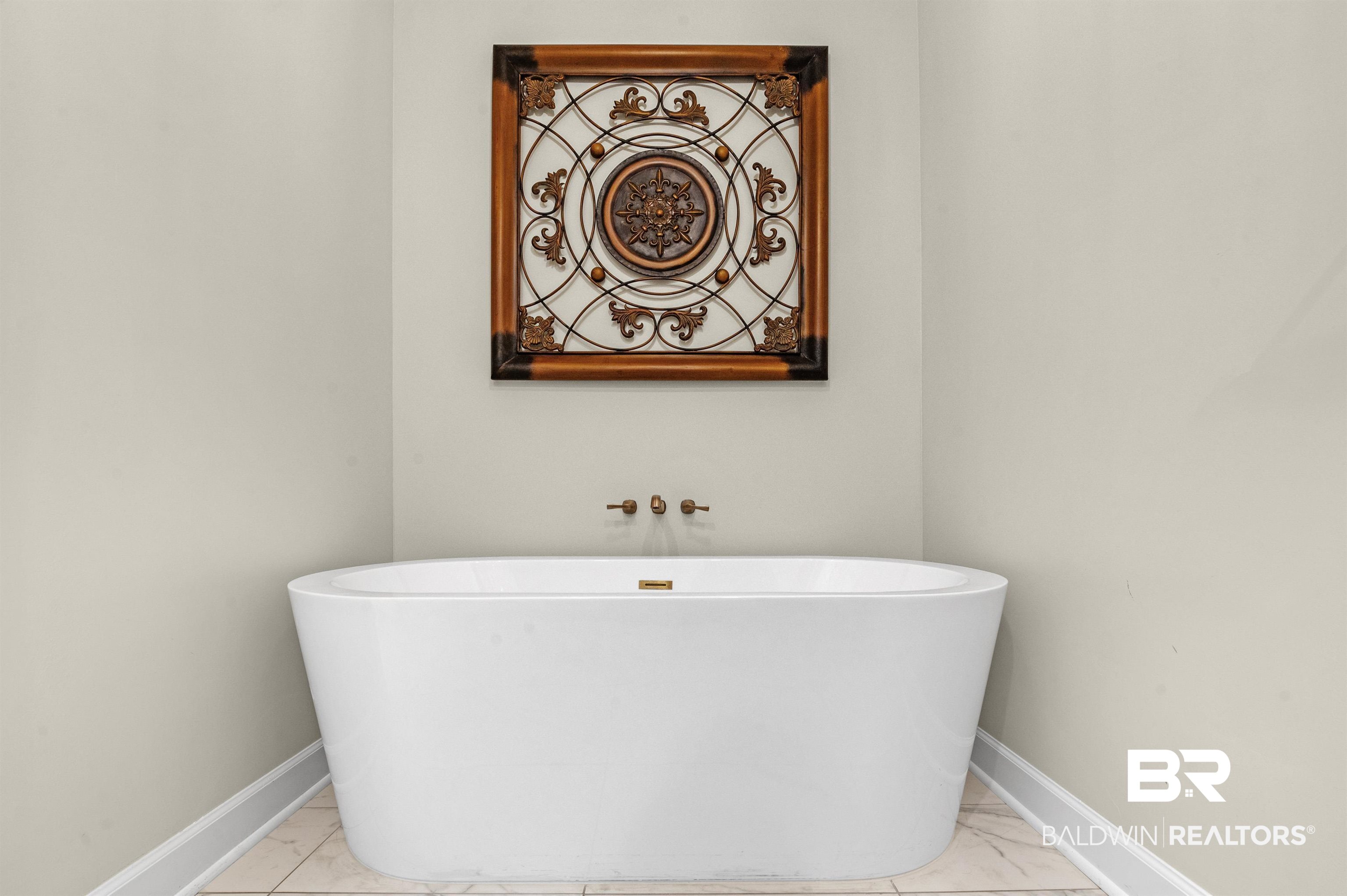 2109 Ryegate Court Mobile, AL 36693 - Photo 25 of 32 Master Bathroom