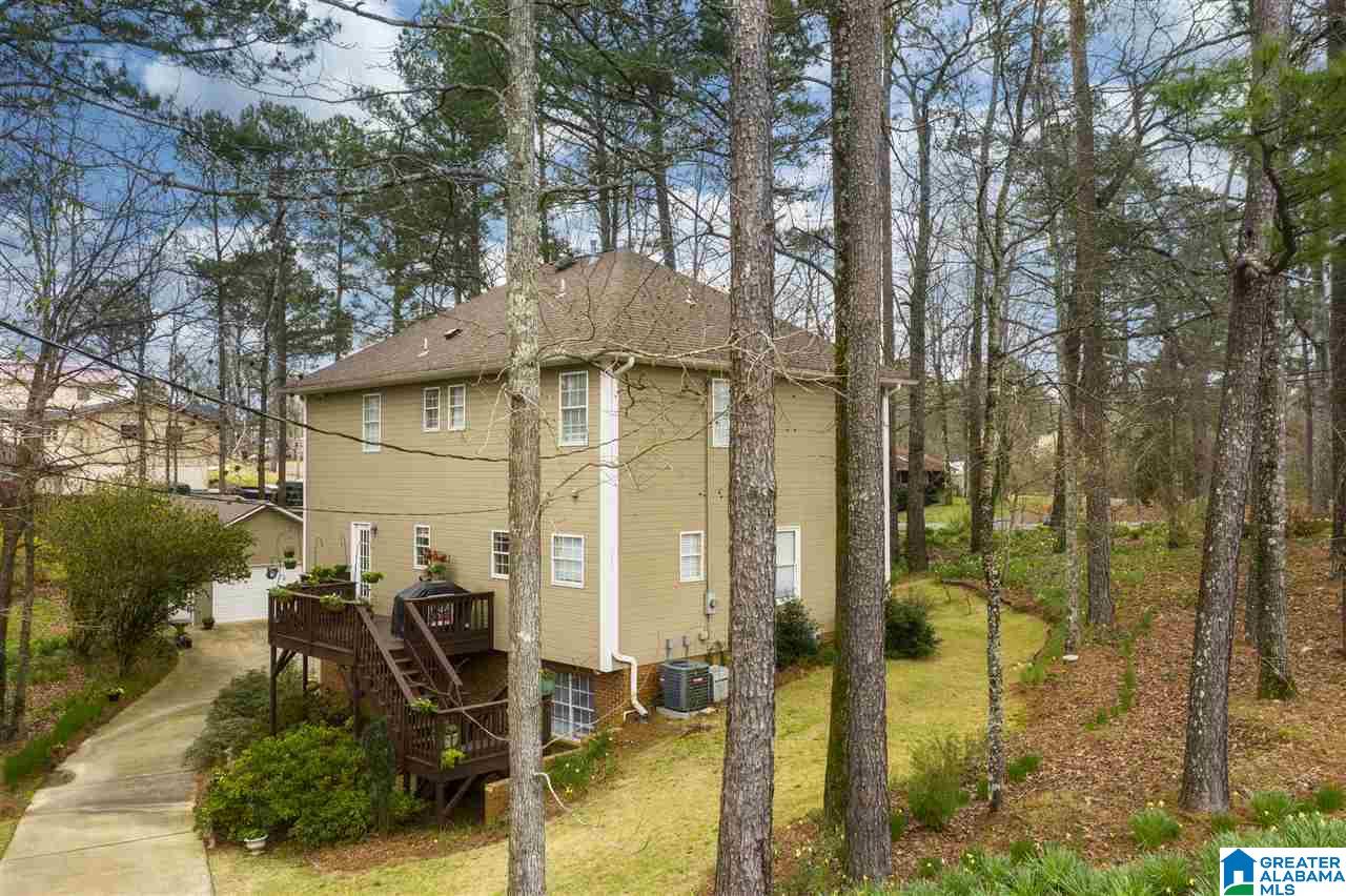 3895 Hilltop Road Southeast Bessemer, AL 35022 - Photo 6 of 47