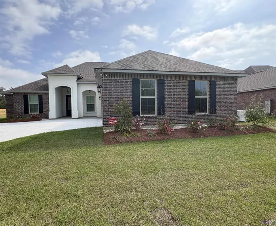 $490,000 | 44344 Lake Wind Drive, Hammond, LA 70403