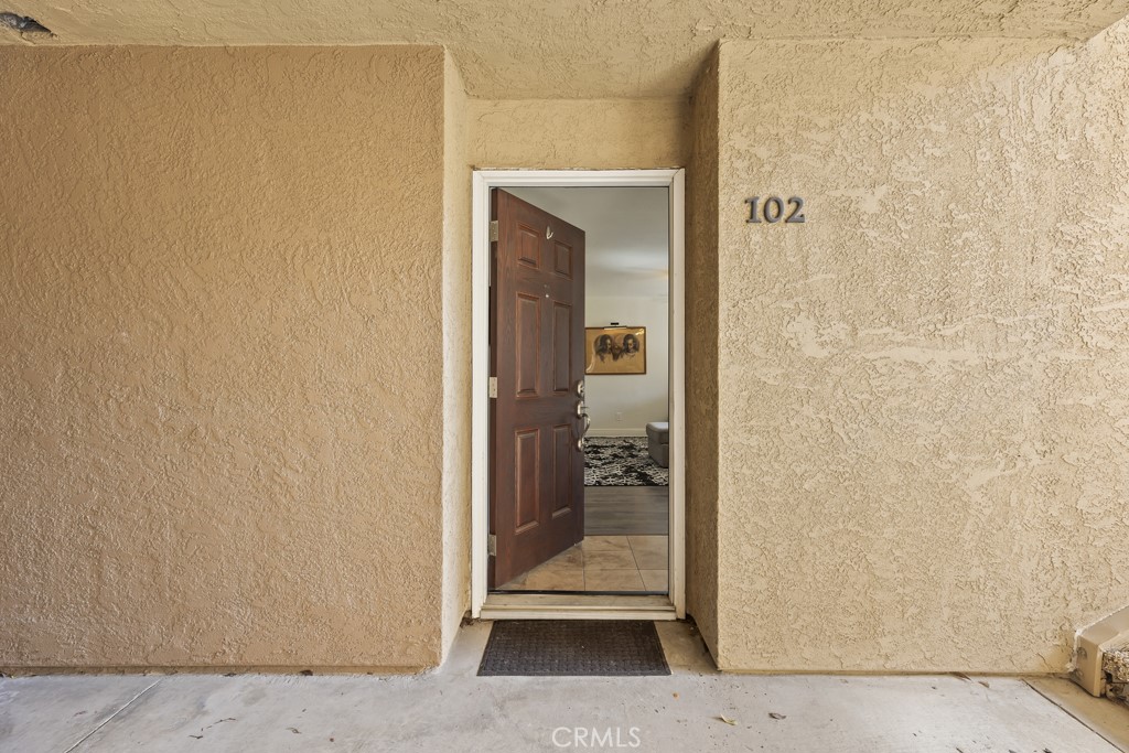 2320 Del Mar Way, Unit 102 Corona, CA 92882 - Photo 3 of 31