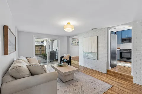 $775,000 | 5739 Ellsworth Avenue, Dallas, TX 75206