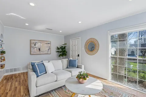 $775,000 | 5739 Ellsworth Avenue, Dallas, TX 75206