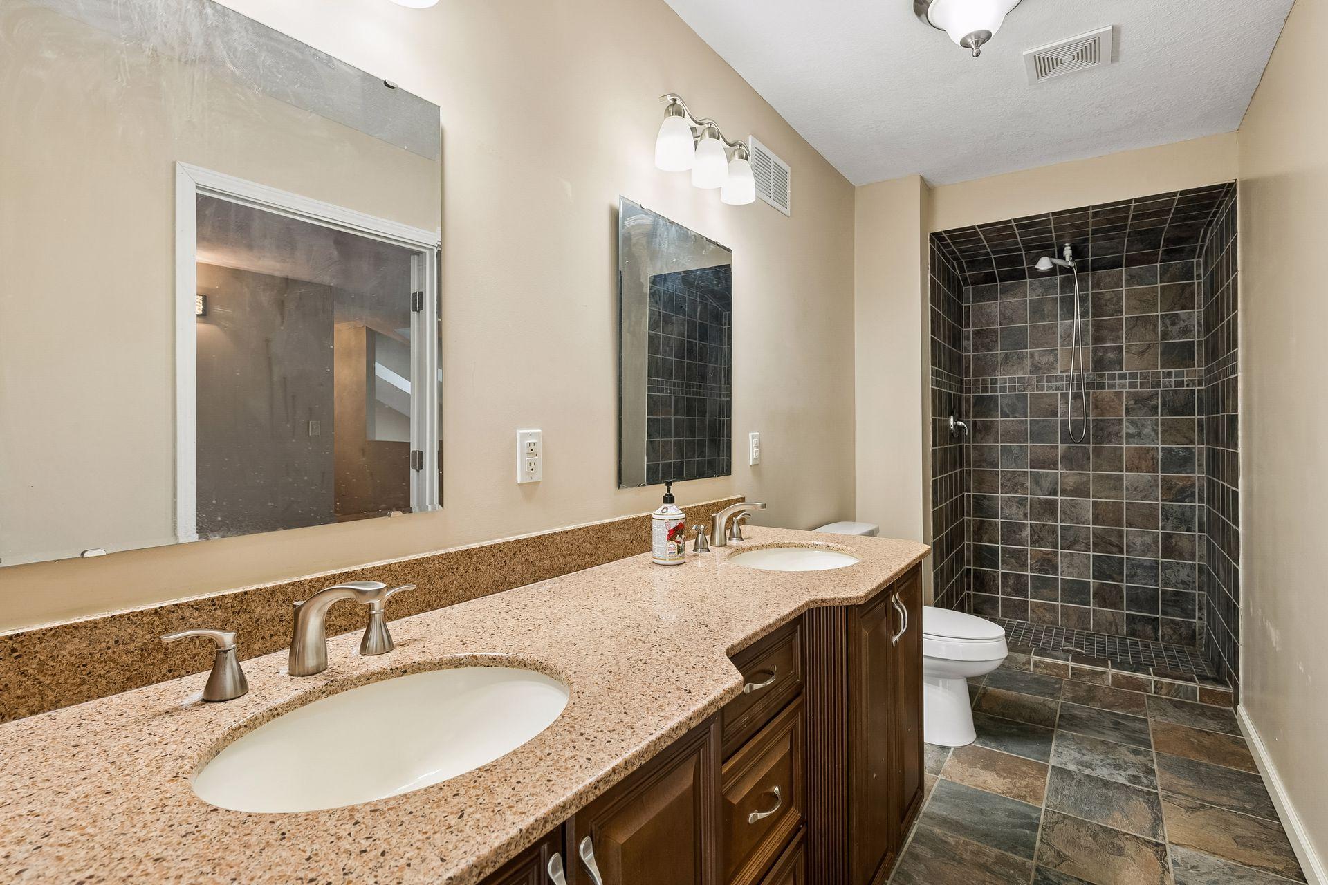 9934 Maple Avenue South Bloomington, MN 55431 - Photo 25 of 36
