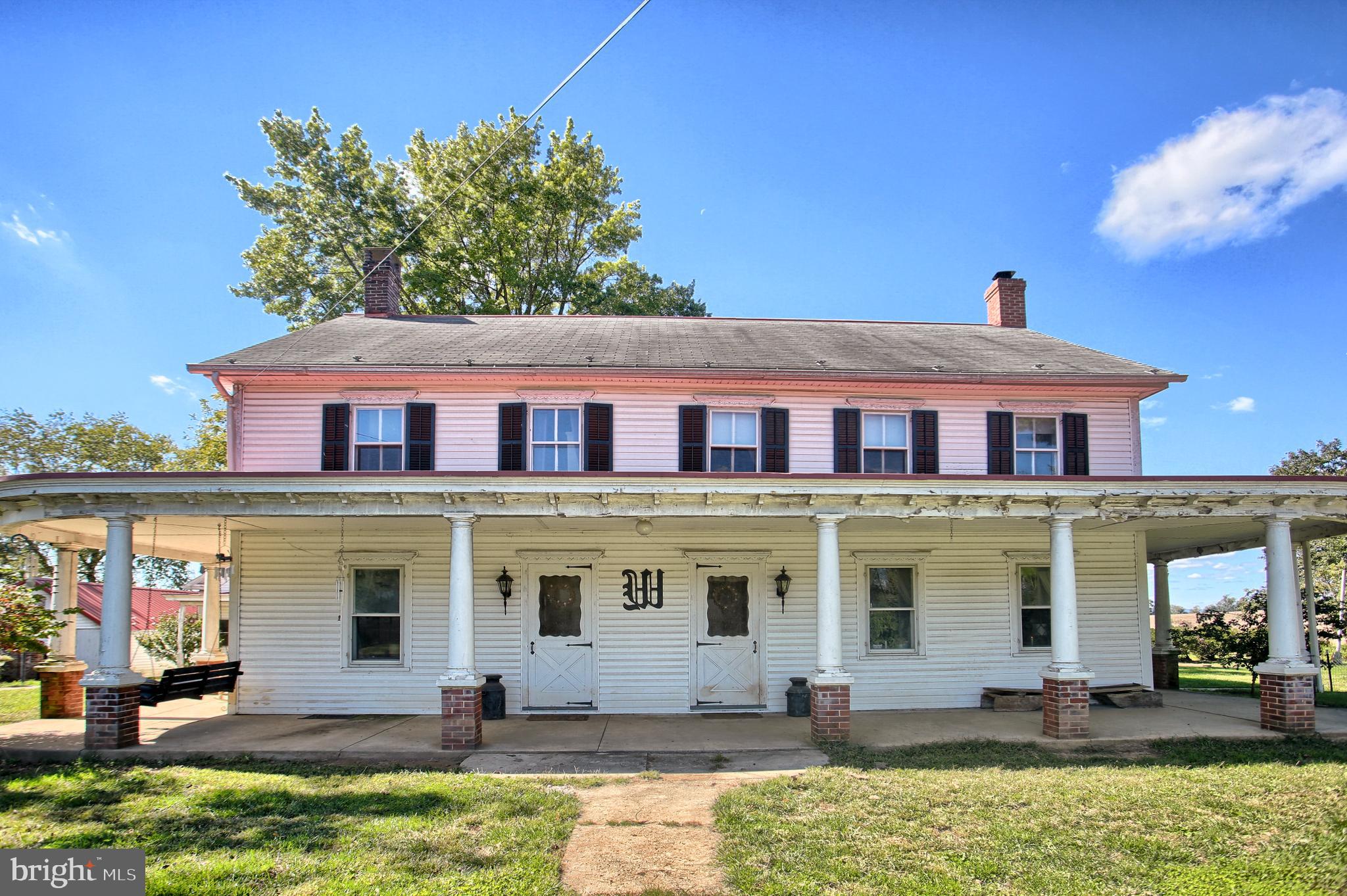 303 South Ridge Road Carlisle, PA 17015 - Photo 1 of 47 Main house