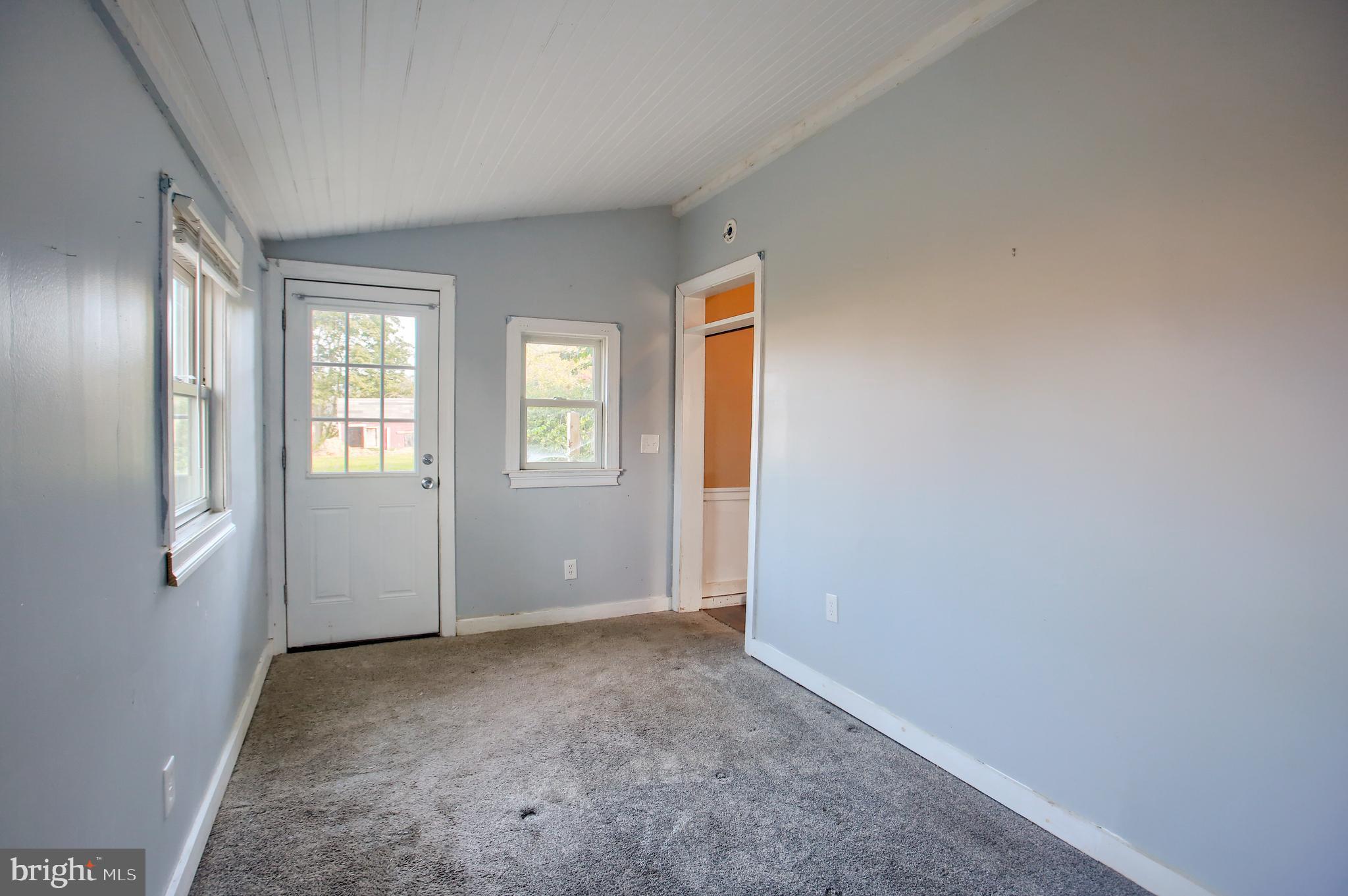 303 South Ridge Road Carlisle, PA 17015 - Photo 29 of 47 Guest house bedroom