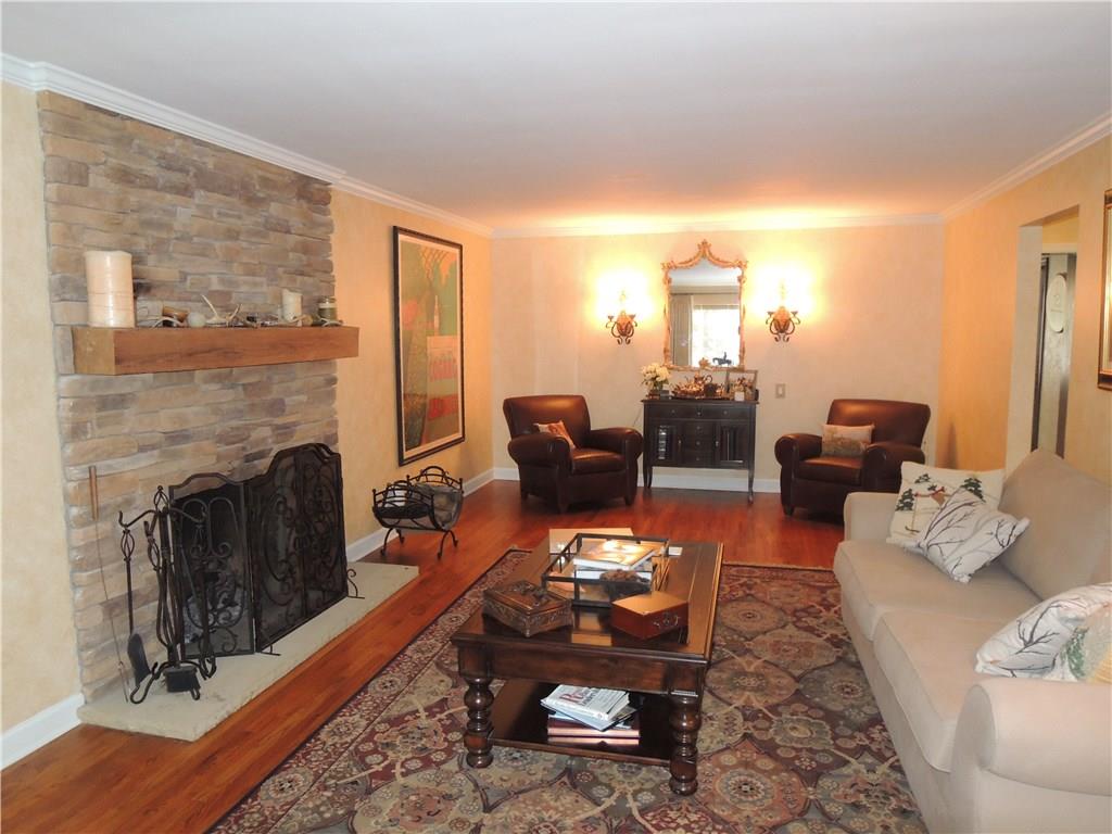 664 Scrubgrass Road Mt. Lebanon, PA 15243 - Photo 2 of 20 Gallery Image 2