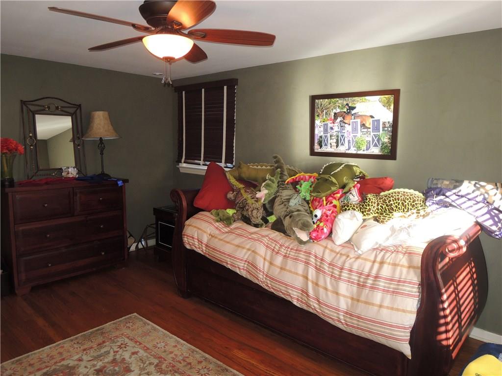 664 Scrubgrass Road Mt. Lebanon, PA 15243 - Photo 14 of 20 Gallery Image 14