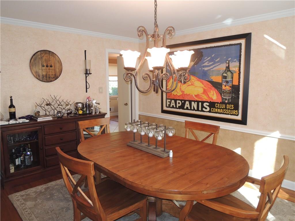 664 Scrubgrass Road Mt. Lebanon, PA 15243 - Photo 5 of 20 Gallery Image 5