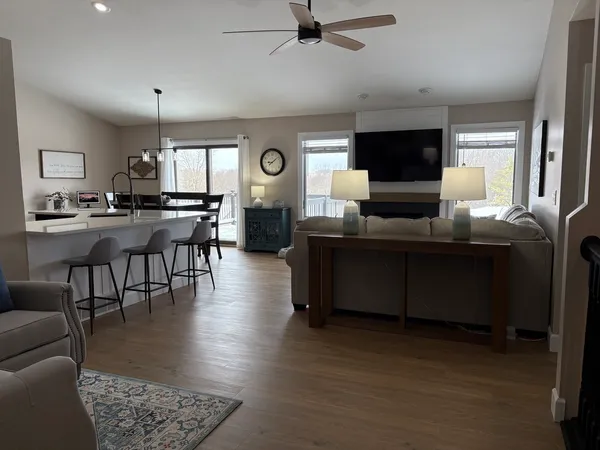 $239,000 | 432 Mill Ridge Road, Unit 432, Clinton, IA 52732