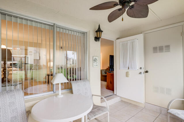 319 Pine Ridge Circle, Unit B1 Greenacres, FL 33463 - Photo 19 of 26 319_Pine_Ridge_B1_22