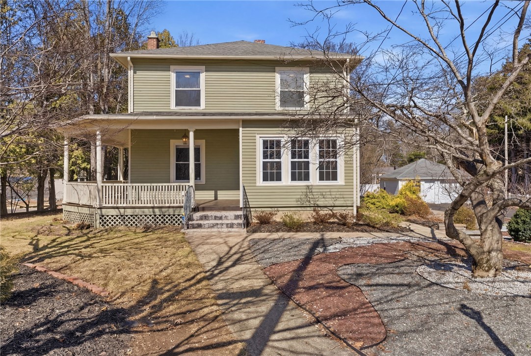 86 Wood Street Coventry, RI 02816 - Photo 2 of 50