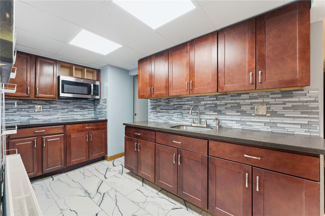 86 Wood Street Coventry, RI 02816 - Photo 45 of 50