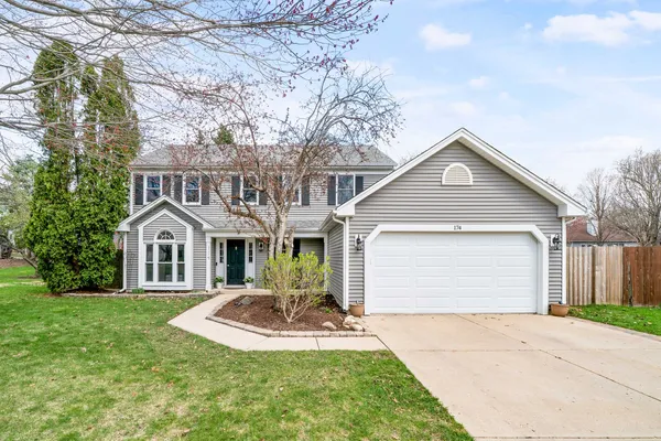 $400,000 | 174 Edgewater Court, Montgomery, IL 60538