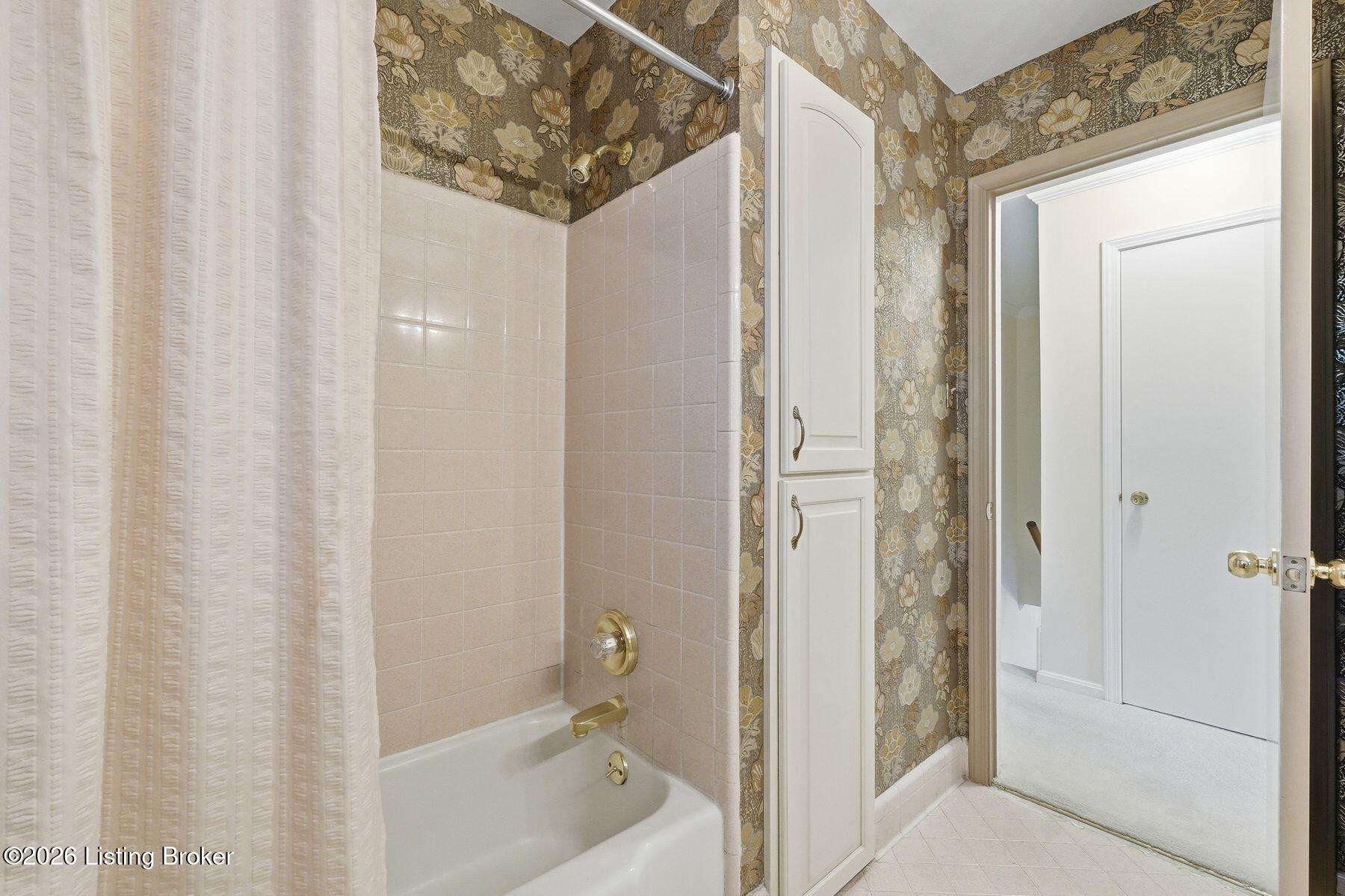 6402 Haverhill Road Louisville, KY 40222 - Photo 31 of 52 photo_online_031