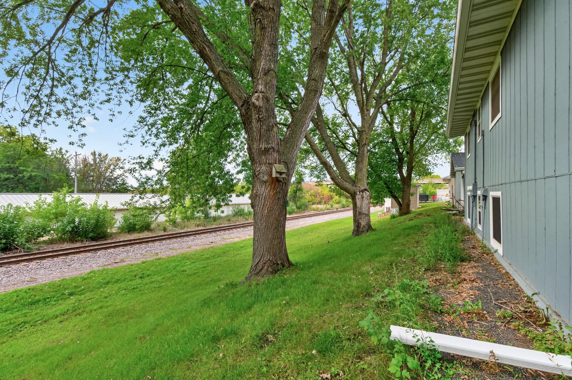 302 West Maple Street Roberts, WI 54023 - Photo 25 of 27 Gallery Image 25