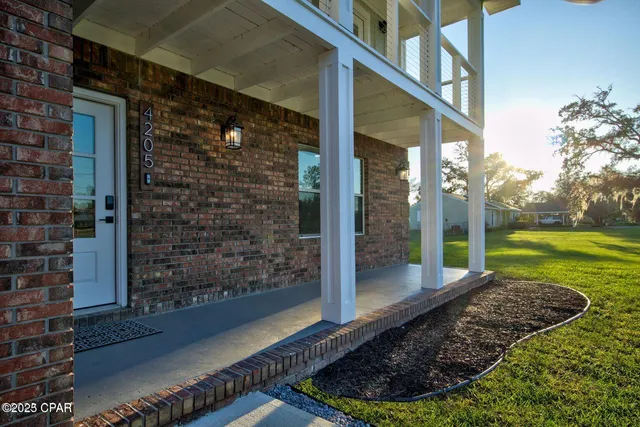 $3,500 | 4205 Deerpoint Lake Drive, Panama City, FL 32409