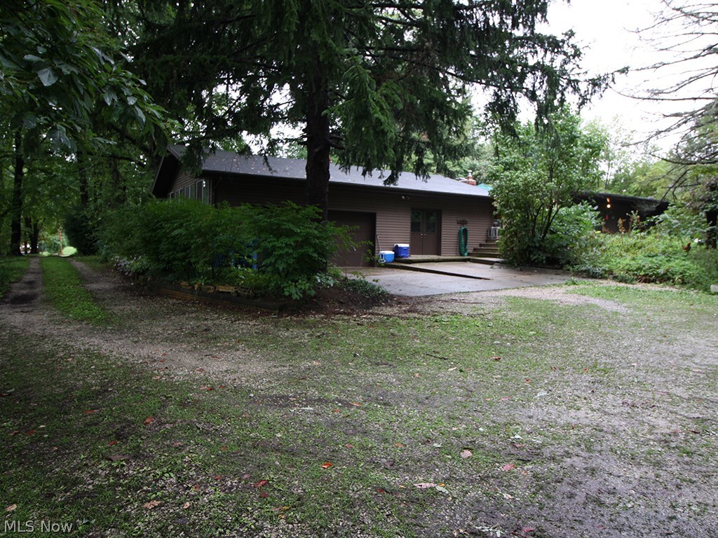 3451 Hemphill Road Barberton, OH 44203 - Photo 8 of 12