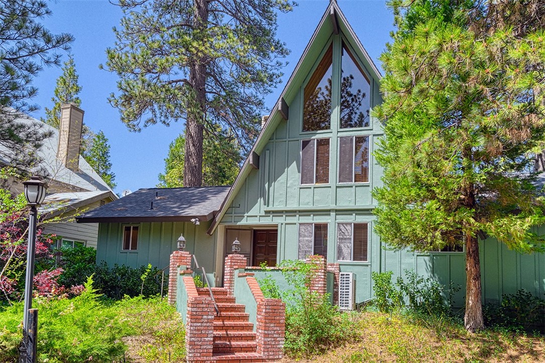 180 Grass Valley Road, Unit 42 Lake Arrowhead, CA 92352 - Photo 3 of 20