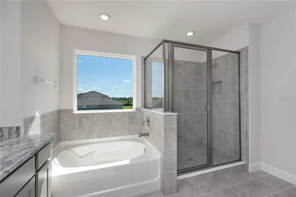 a view of empty room with window