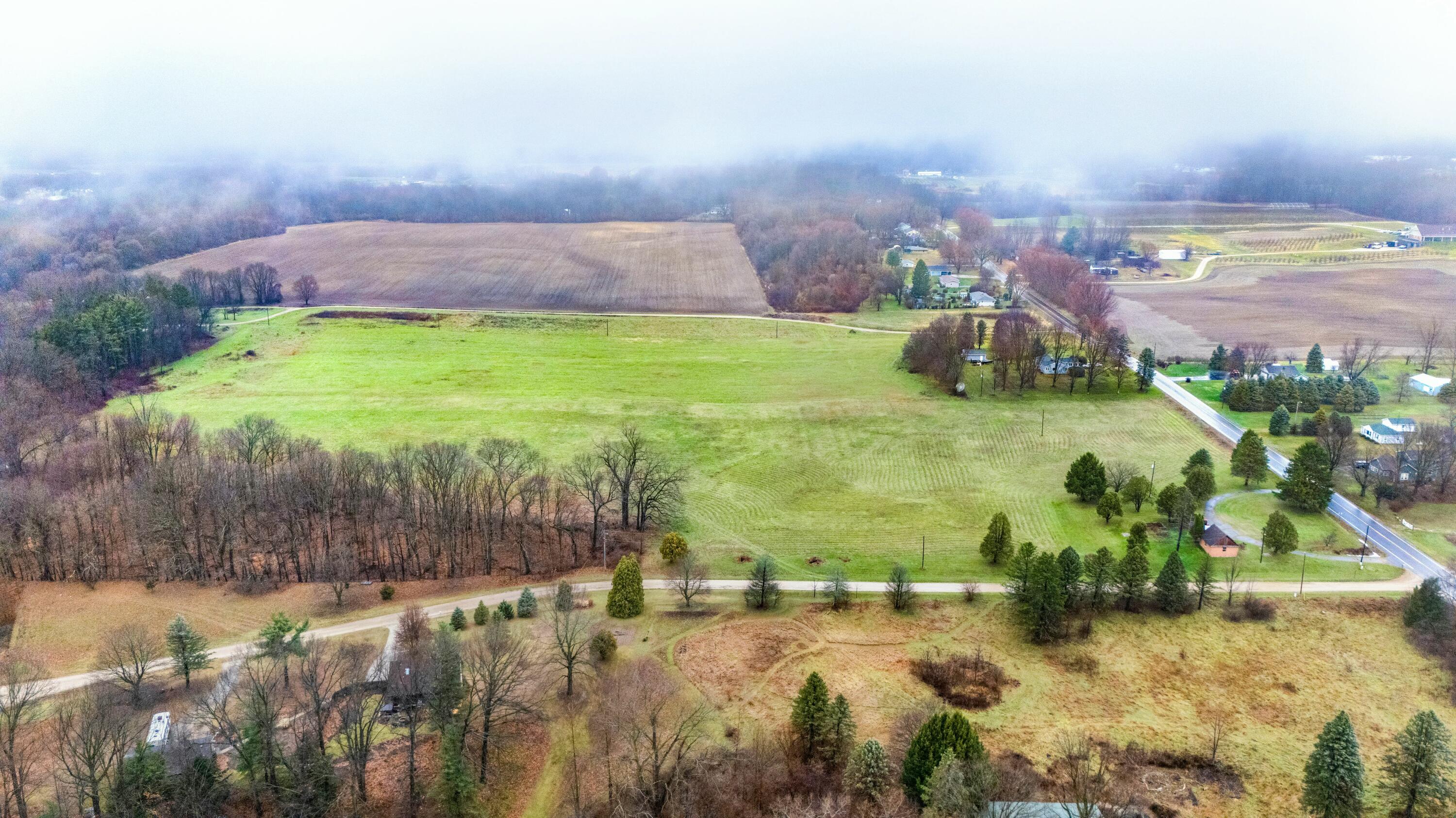 846 North Benton Center Road Benton Harbor, MI 49022 - Photo 9 of 11 tempImageSM7svw