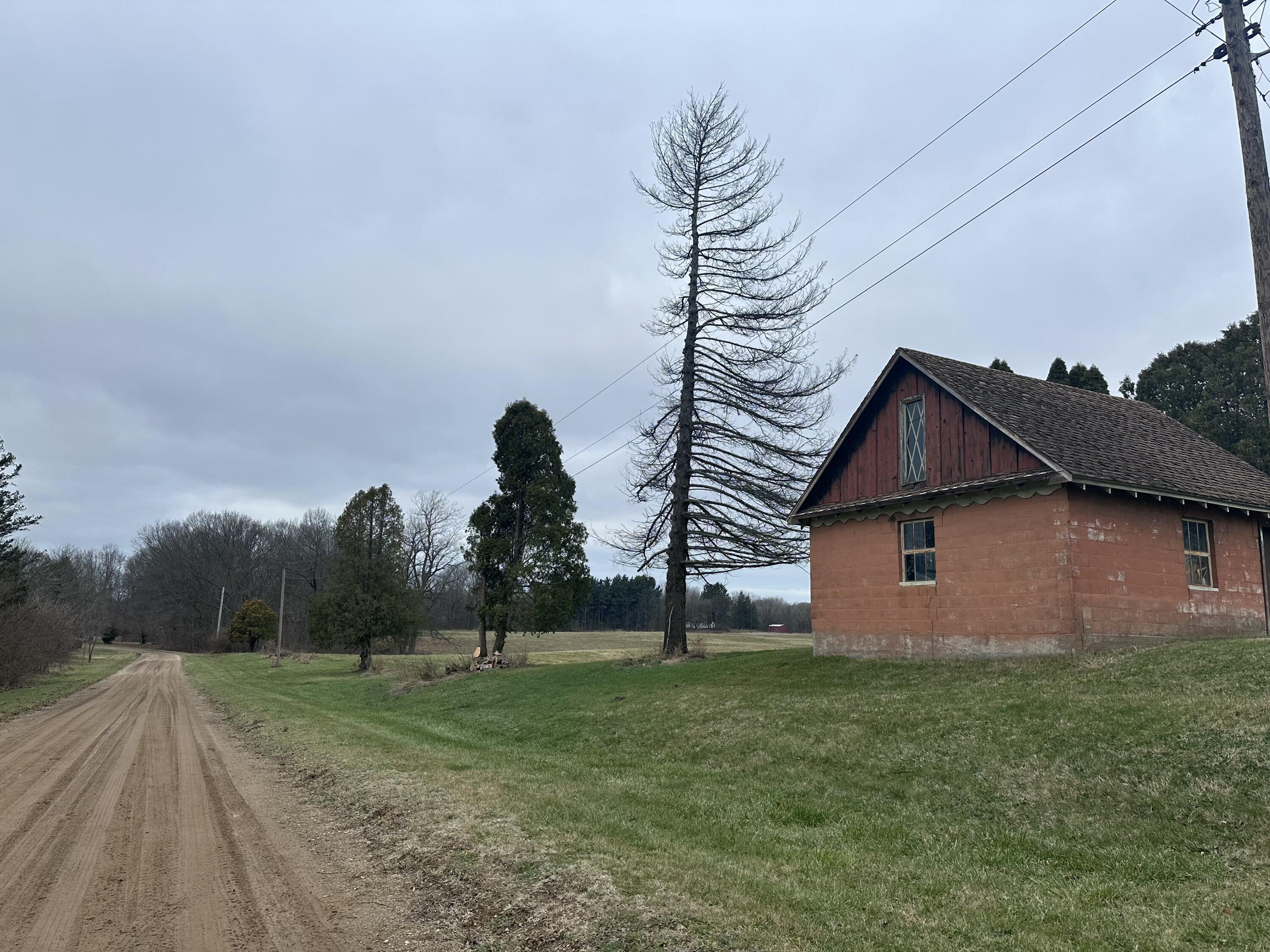 846 North Benton Center Road Benton Harbor, MI 49022 - Photo 10 of 11 tempImagelPdIzB