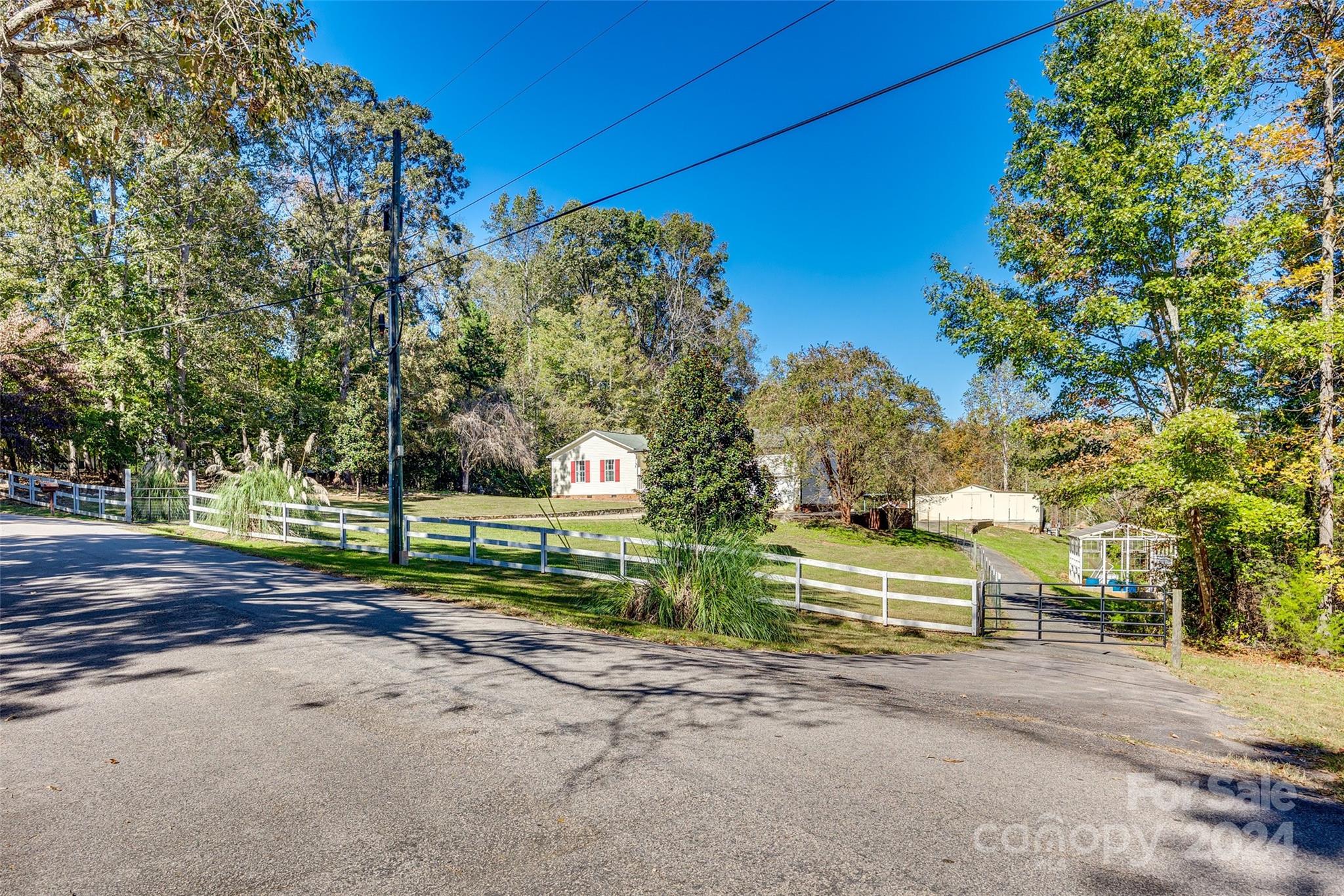 3110 Bush Road Clover, SC 29710 - Photo 37 of 48