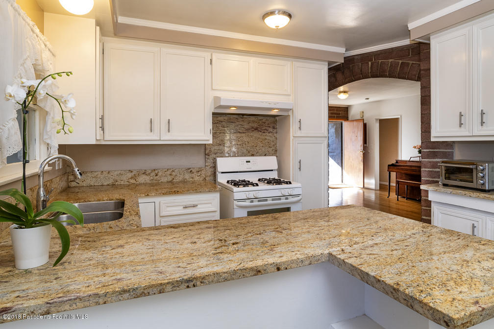 4184 Canyon Crest Road Altadena, CA 91001 - Photo 14 of 43 _DAH0463