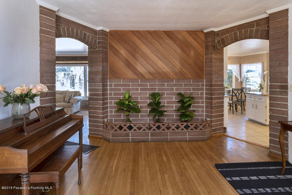 4184 Canyon Crest Road Altadena, CA 91001 - Photo 4 of 43 _DAH0447