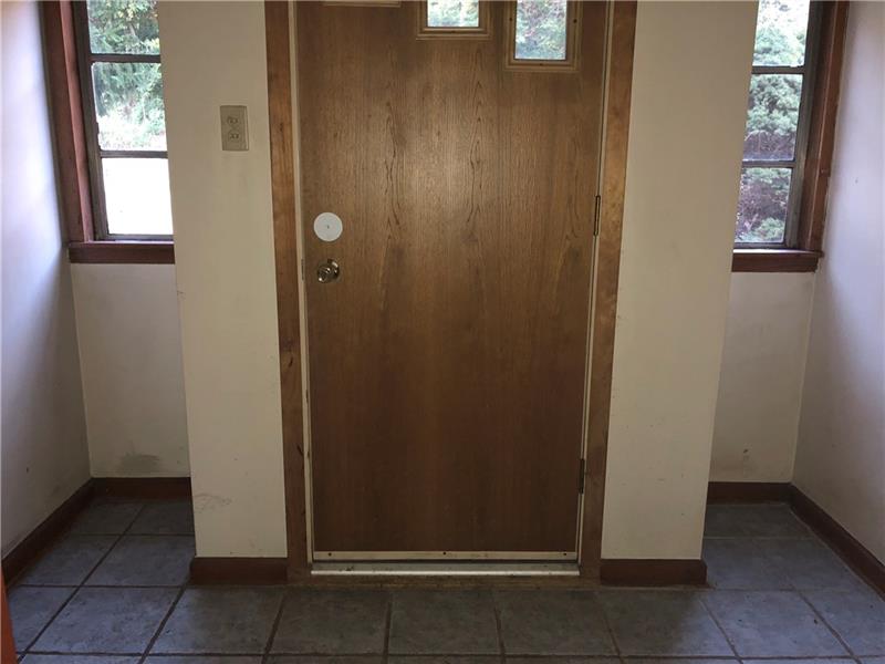 377 Wallace Run Road Beaver Falls, PA 15010 - Photo 12 of 15 Gallery Image 12