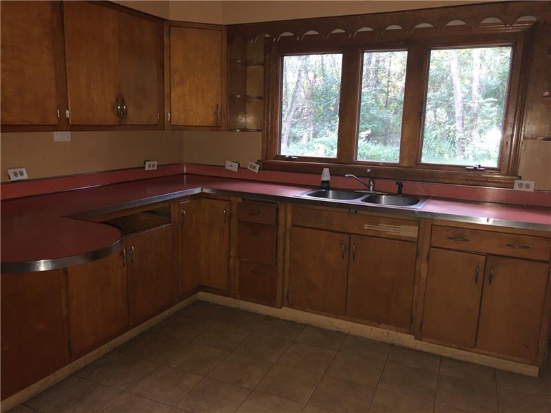 377 Wallace Run Road Beaver Falls, PA 15010 - Photo 15 of 15 Gallery Image 15