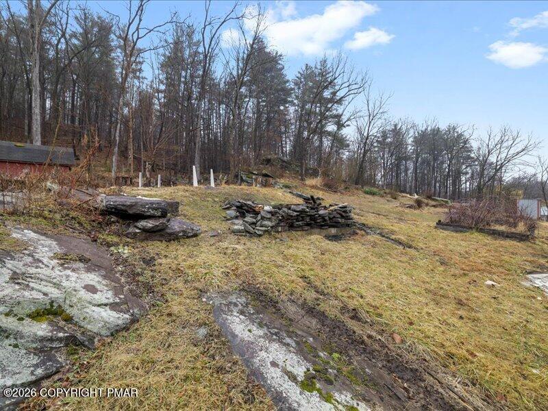 689 Main Road Hunlock Creek, PA 18621 - Photo 6 of 38 06-RBP53384