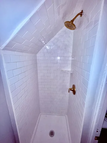 $1,400 | 20660 Holyoke Avenue, Unit 2, Lakeville, MN 55044