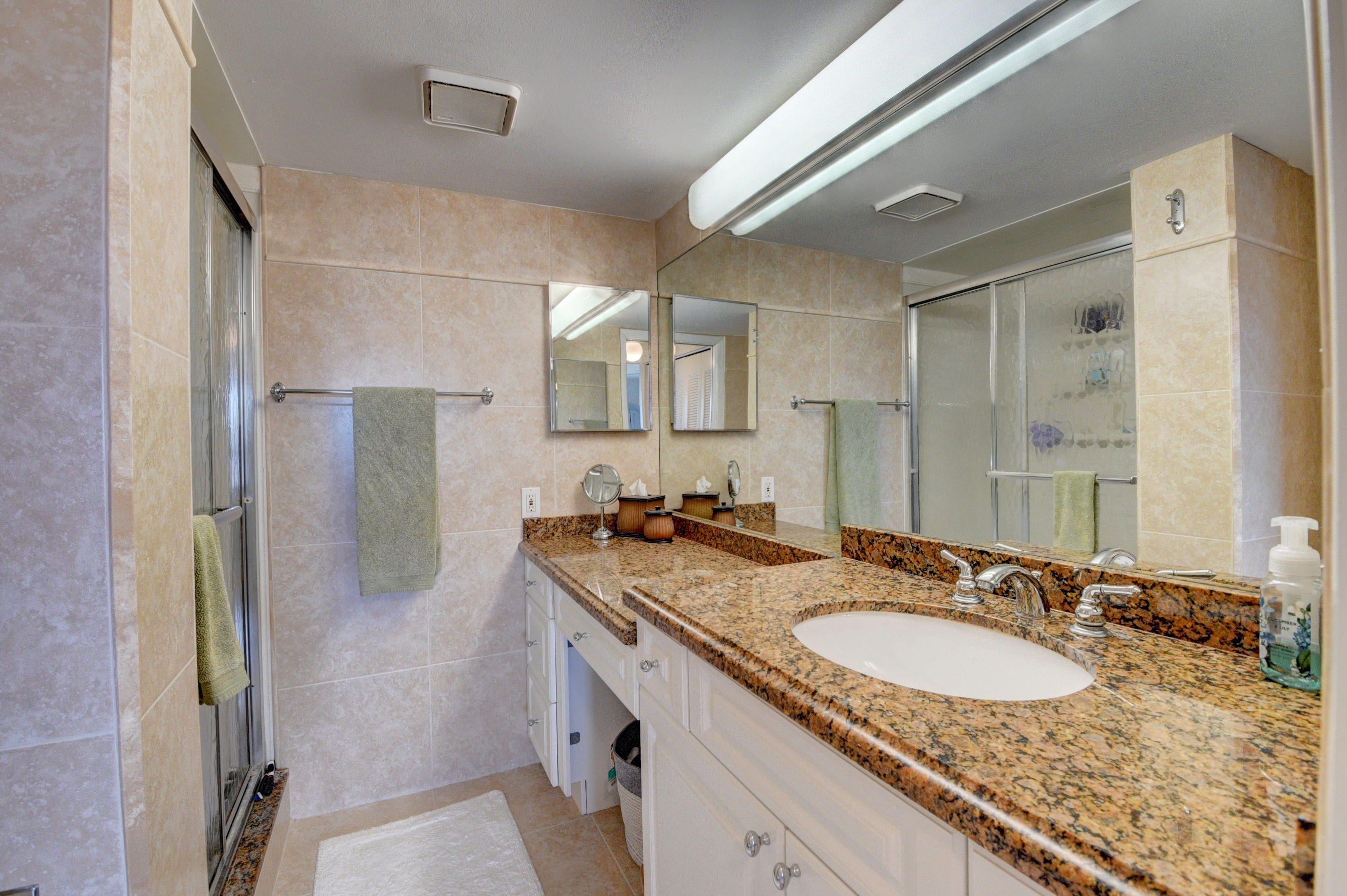 20 Royal Palm Way, Unit 603 Boca Raton, FL 33432 - Photo 17 of 54 DSC_9983_4_5_6_7