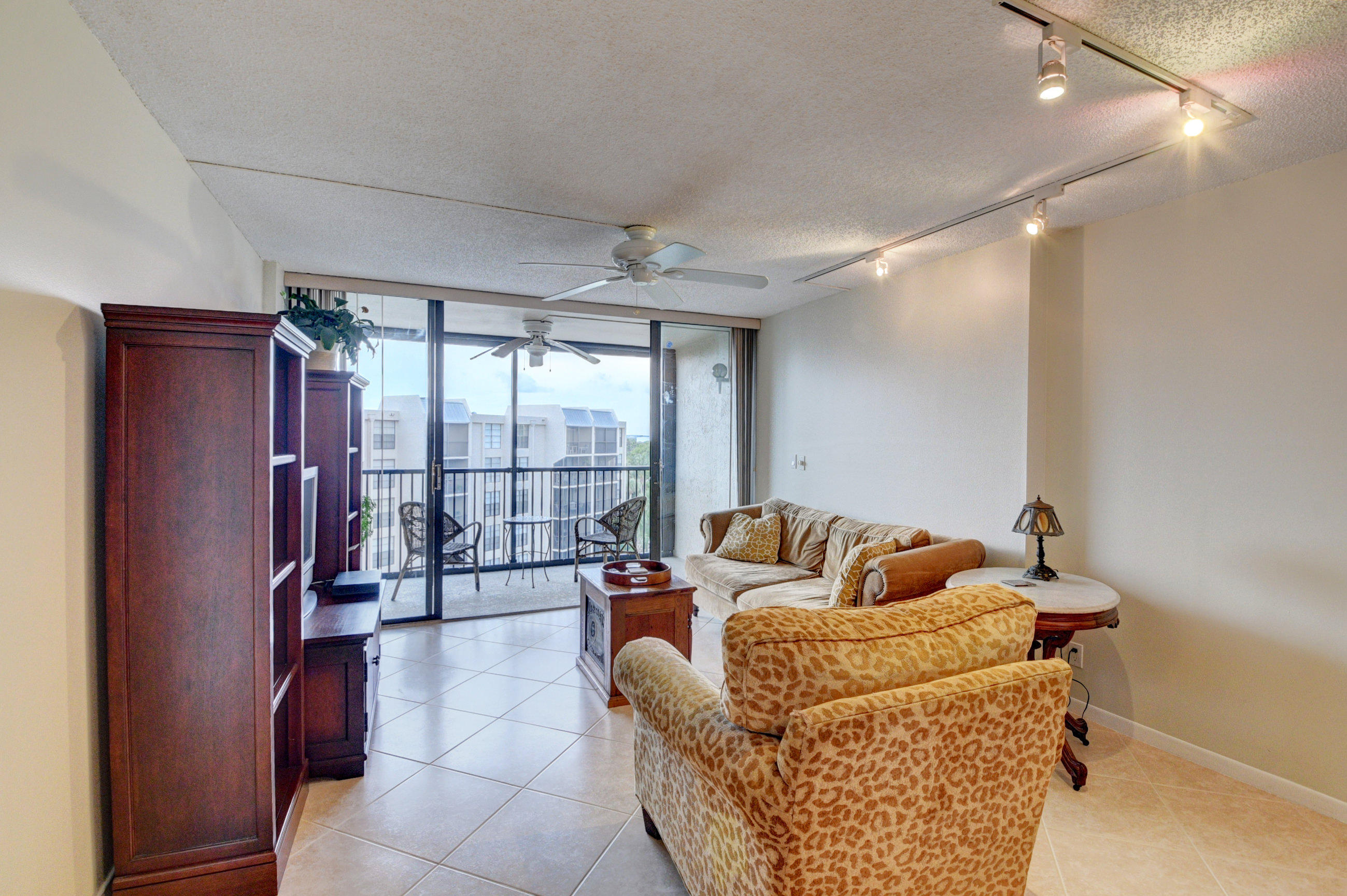 20 Royal Palm Way, Unit 603 Boca Raton, FL 33432 - Photo 7 of 54 DSC_9913_4_5_6_7