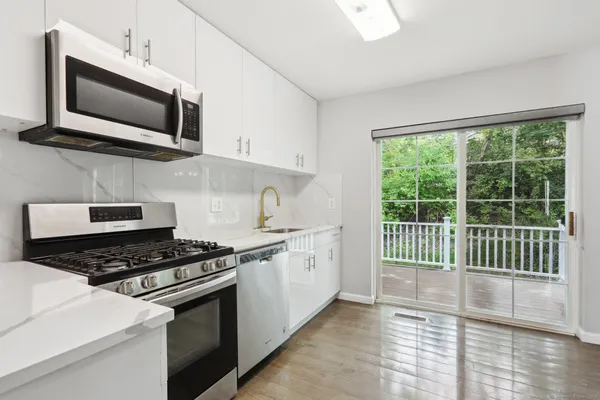 $2,750 | 14 South Street, Unit 20, Danbury, CT 06810