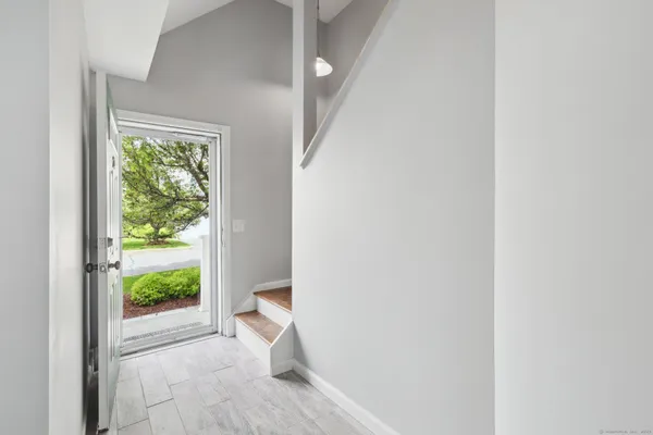 $2,750 | 14 South Street, Unit 20, Danbury, CT 06810