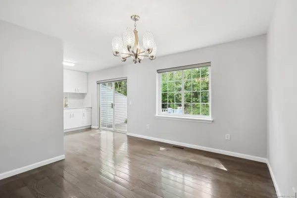 $2,750 | 14 South Street, Unit 20, Danbury, CT 06810