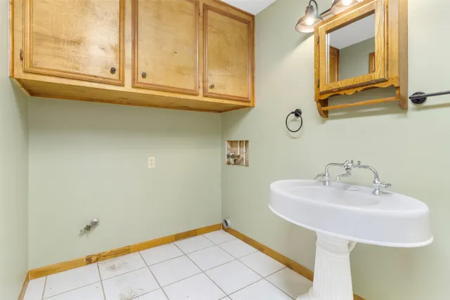 $1,575 | 25018 B Farm To Market Road 1314, Unit B, Porter, TX 77365